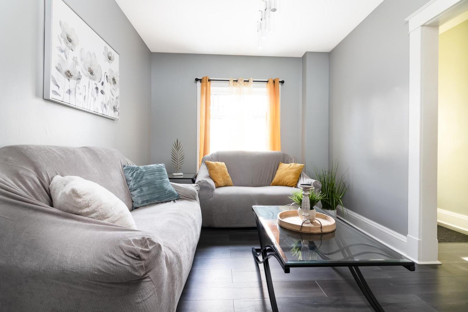 3Br Gem Near Falls-Sleeps 6 Comfortably ไนแอการาฟอลส์ ภายนอก รูปภาพ