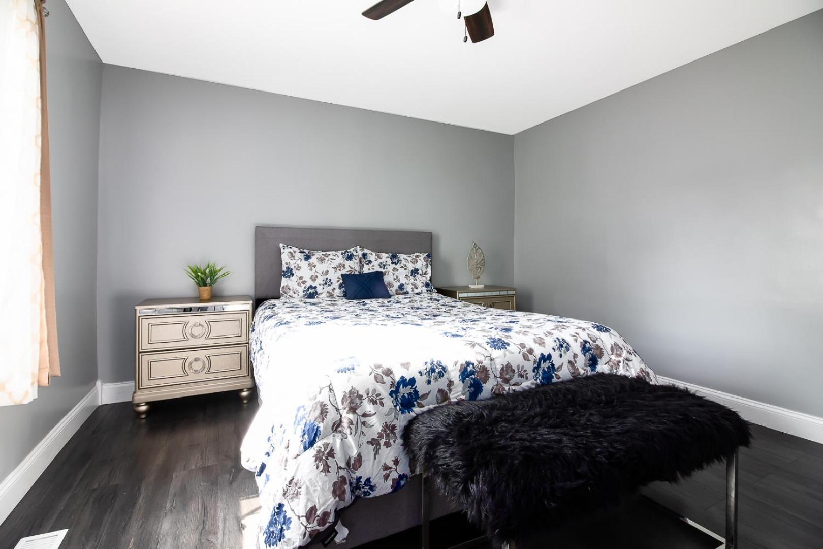 3Br Gem Near Falls-Sleeps 6 Comfortably ไนแอการาฟอลส์ ภายนอก รูปภาพ